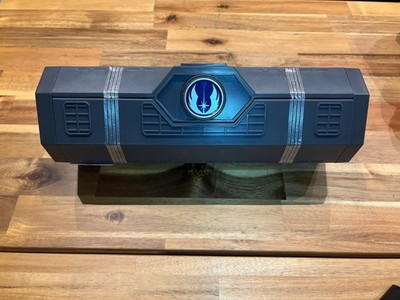 NEU Star Wars Ki Adi Mundi Legacy Lichtschwert Griff Galaxys Edge Jedi Disney Parks
