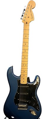 Squier Affinity Series Stratocaster Maple Fingerboard Guitar Lake Placid Blue