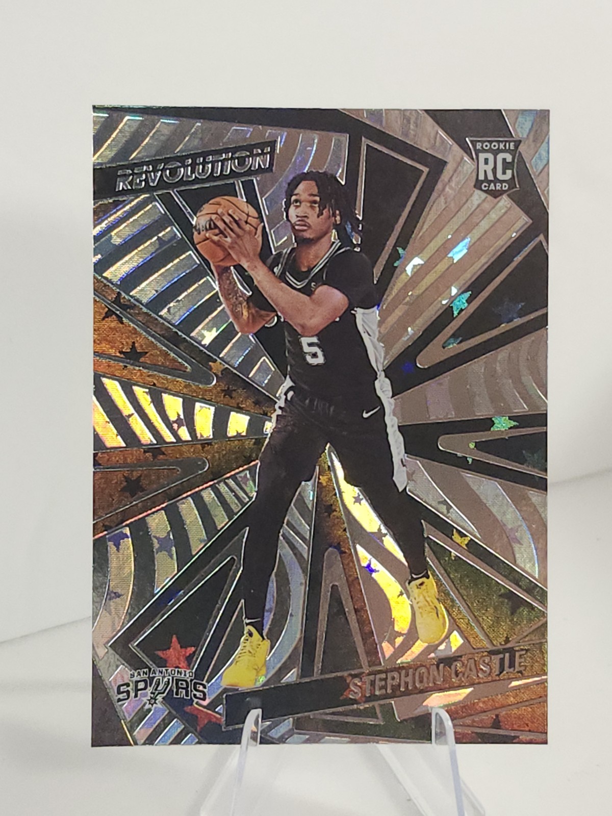 2024-25 Panini Revolution - Rookies Stephon Castle #116 Astro Parallel RC Spurs