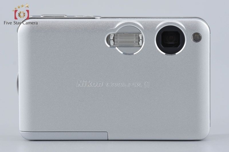 Nikon COOLPIX S1 Silver Compact Digital Camera Excellent Condition
