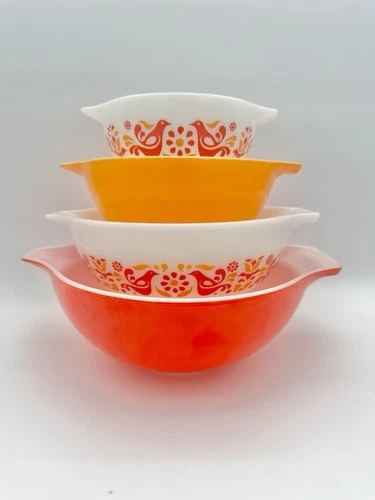VINTAGE Pyrex Friendship Set of 4 Cinderella Mixing Bowls