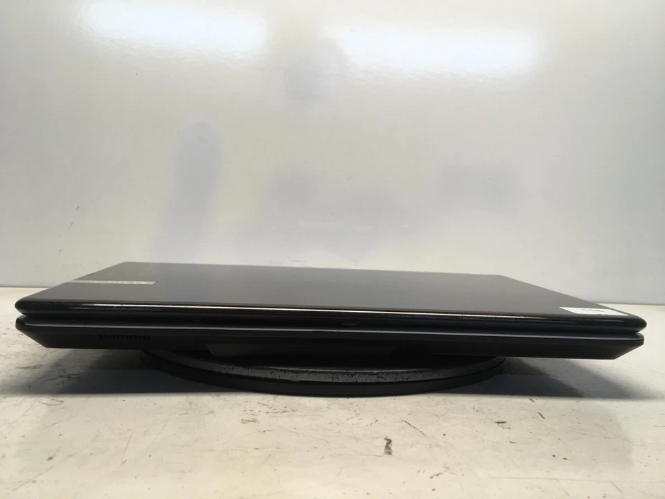 Gateway NV7802U Intel Core 2 Duo T6600 2,2 GHz 4 GB SIN DISCO DURO LEER Foto 3 de 4