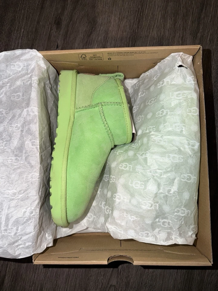 UGG Classic Ultra Mini, photo 2 sur 5