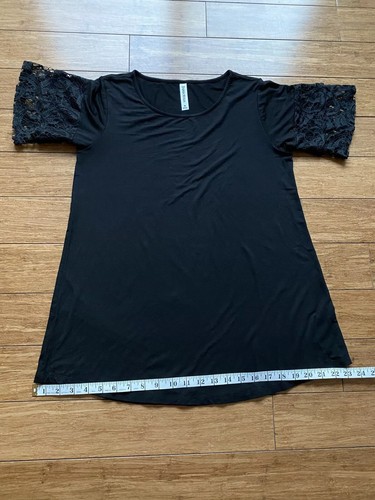 Beautiful New Zenana Premium Women’s Lace Sleeve Blouse Top Black Size Medium - Picture 3 of 12