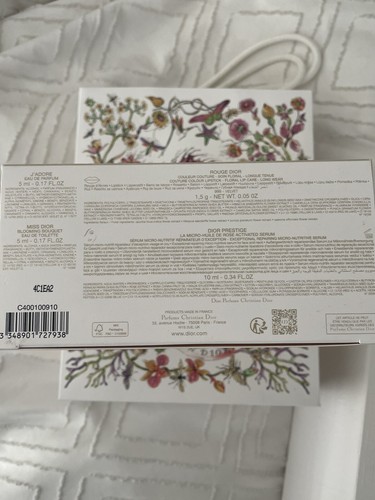 DIOR 30 MONTAIGNE LUXURY MINI BEAUTY ADVENT CALENDAR 2024 NEW IN STOCK IN USA - Picture 4 of 6