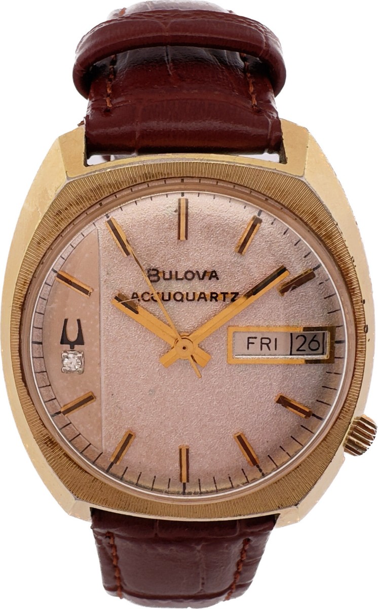 Vintage Bulova Accuquartz Men's Tuning Fork Wristwatch 224 Vintage Bulova Accuquartz Men's Tuning Fork Wristwatch 224