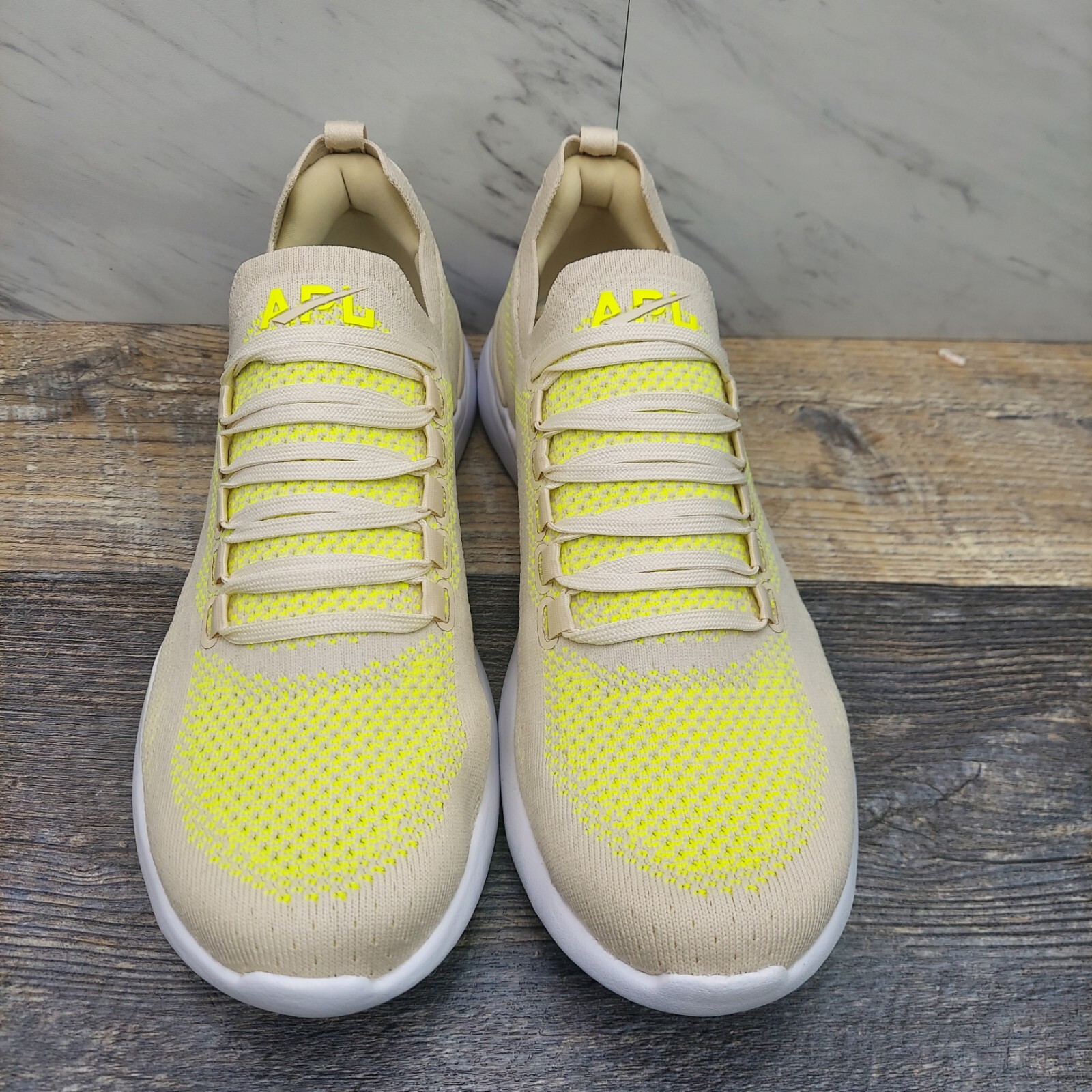 APL Athletic Propulsion Labs Techloom Breeze Beach Energy White Men's Size 8