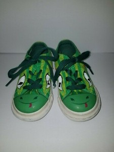 converse lizard shoes
