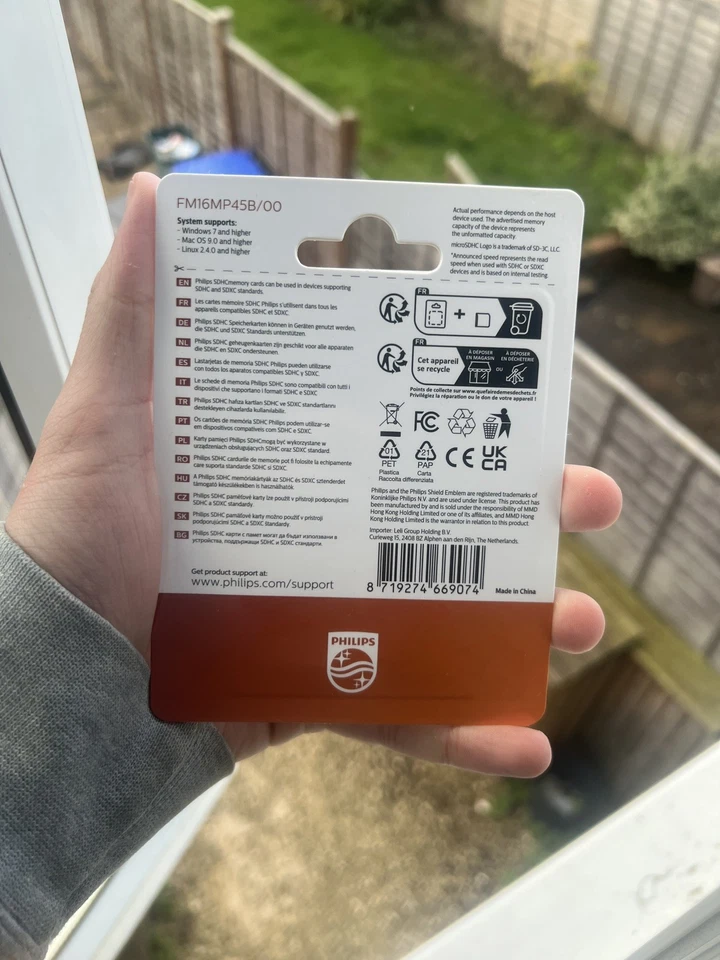 Phillips Class 10 Micro SDHC 16GB Memory Card with Adapter - Ultra Speed SD - Image 2 of 2