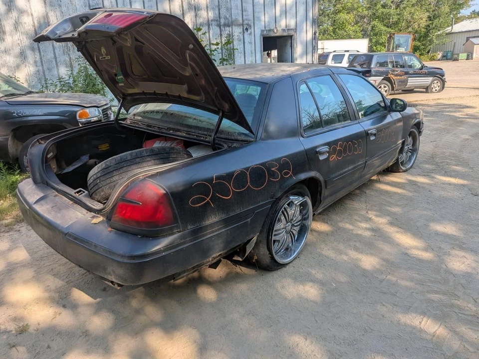 Engine ECM Electronic Control Module Gasoline Fits 00 CROWN VICTORIA 179499 - Image 2 of 4