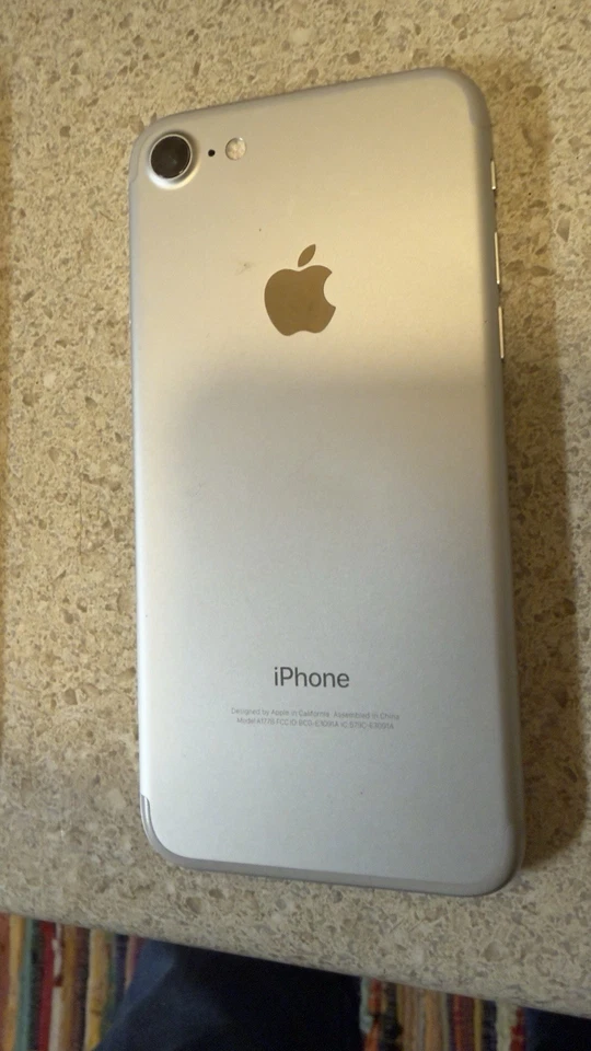 iphone 7 plus negro azabache 128gb desbloqueado y iphone 7 256gb Foto 4 de 4