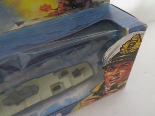 Matchbox Superfast Sea Kings K-305 Submarine Chaser 1975 MIB - Picture 3 of 9