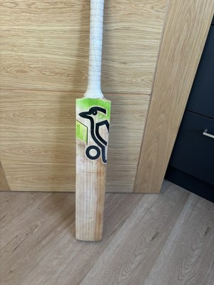 Pro Grade Kookaburra Kahuna English Willow Cricketschläger kurzer Griff