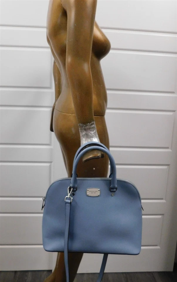 Bolso de hombro Michael Kors Cindy de cuero azul grande con cúpula Foto 3 de 4