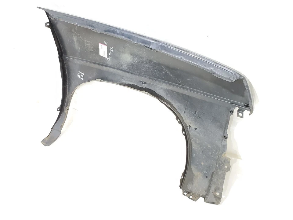 1987 1997 Nissan Pickup OEM Driver Left Fender Needs Paint - Image 4 of 4