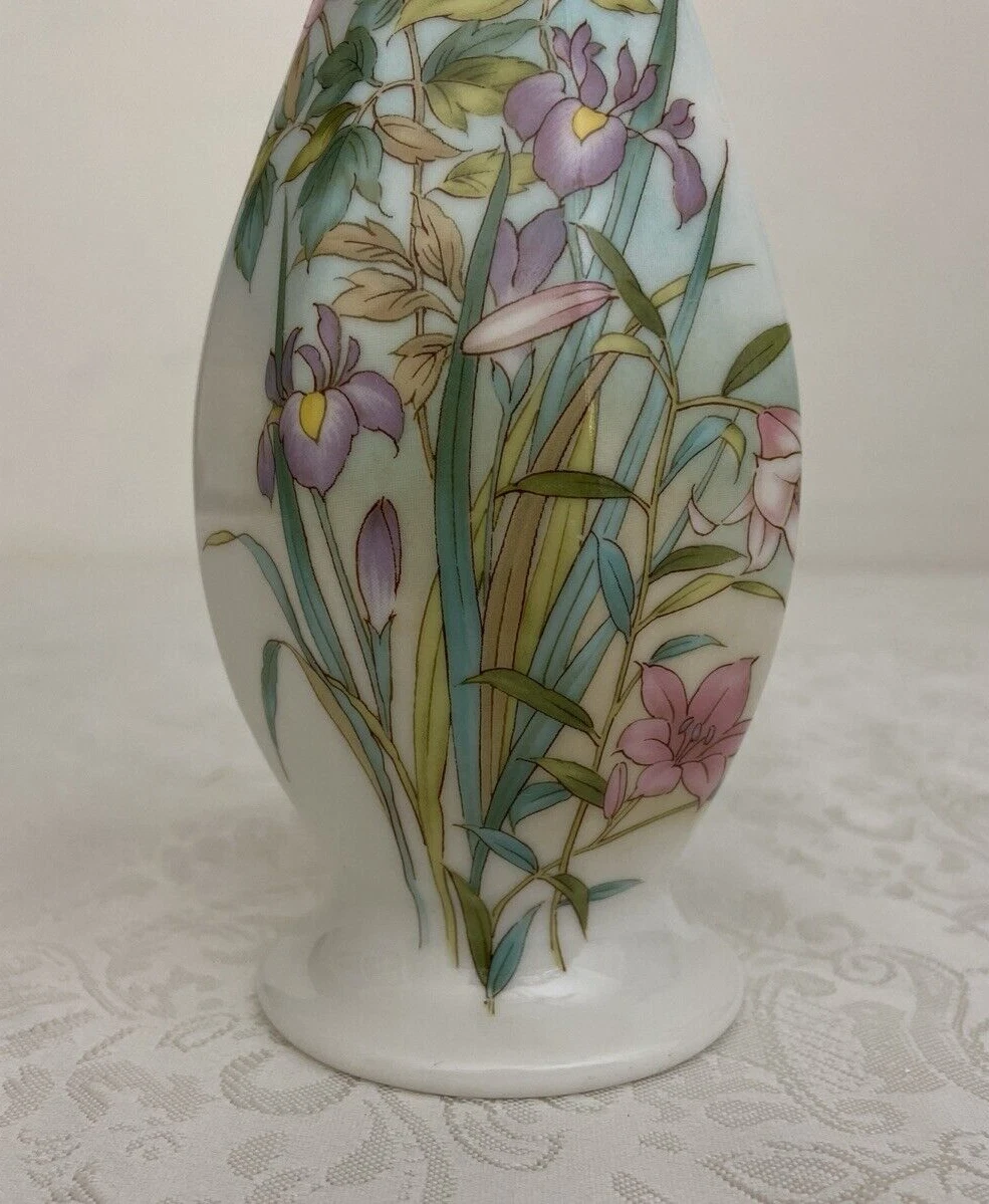 Vintage Asian Ceramic Bud Vase w Painted Floral Art Flowers Fine China Gold Trim