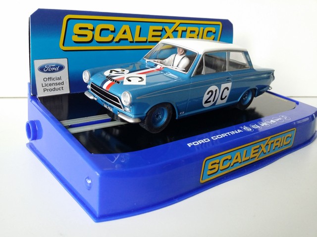 scalextric ford cortina
