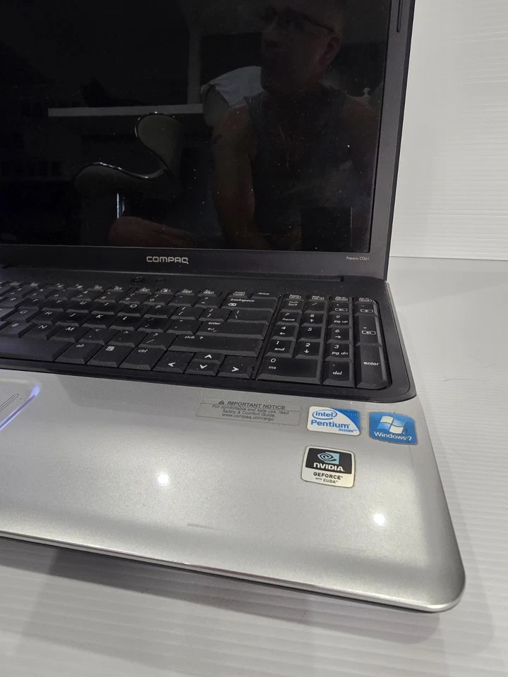 HP Compaq Presario Laptop CQ61 Parts Only - Image 3 of 4