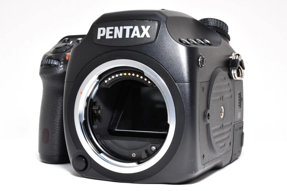 🎦 [Casi COMO NUEVA con cargador] Cámara digital de formato medio Pentax 645D 40,0 MP JAPÓN Foto 3 de 4