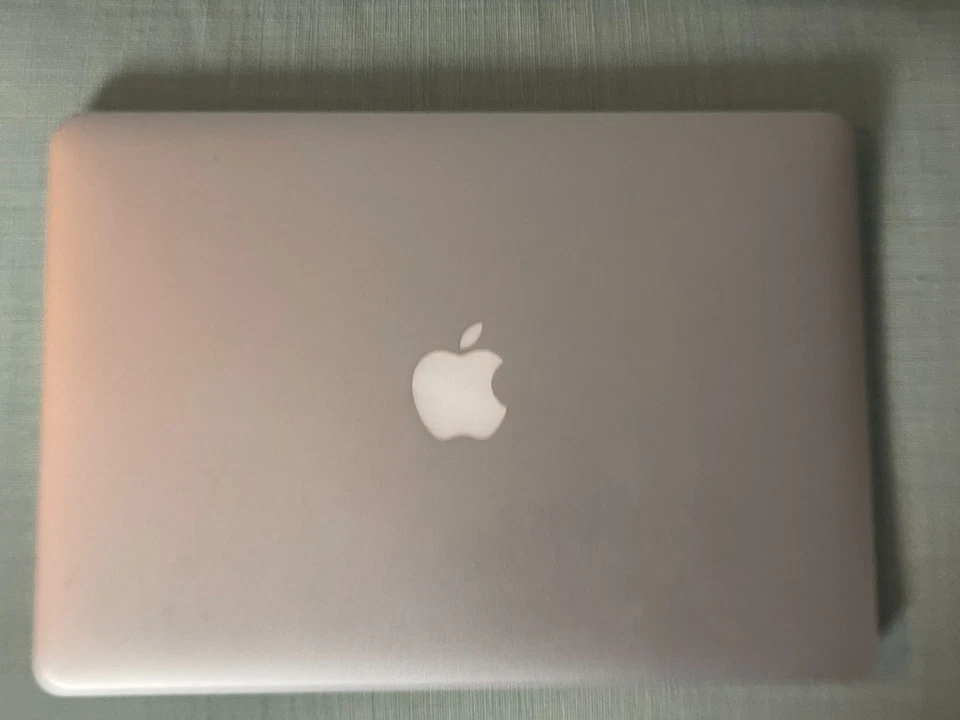 Apple MacBook Air 13 Zoll/33cm, Intel Core i5 2. Gen., 1,70GHz, 4GB RAM - Bild 4 von 4