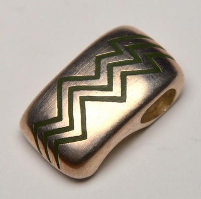 DESIGNER ANHÄNGER 925 STERLINGSILBER GRÜN EMAILLIERT WALD ZICKZACKLINIEN