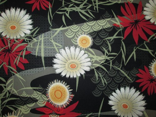 Asian Japanese Flowers Mystic Flora Metallic Gold Thread Cotton Fabric FQ - 第 2/5 張圖片