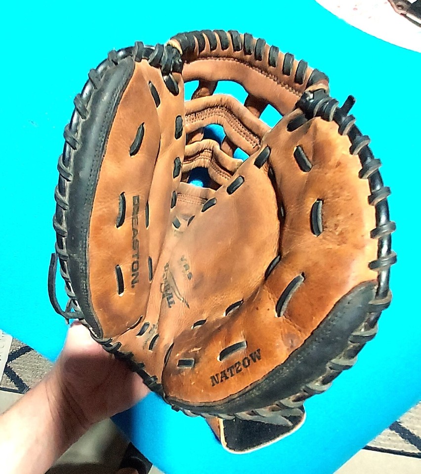 Easton Catchers Glove NAT20W Women’s Fastpitch Softball 34" Natural