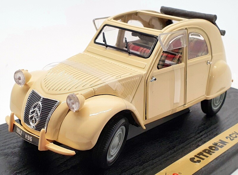 Maisto 1/18 Scale Model Car 31835 - 1952 Citroen 2CV - Cream