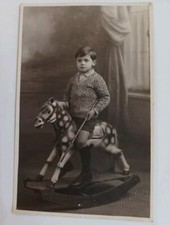 cpa  Photo Enfant sur cheval a bascule 