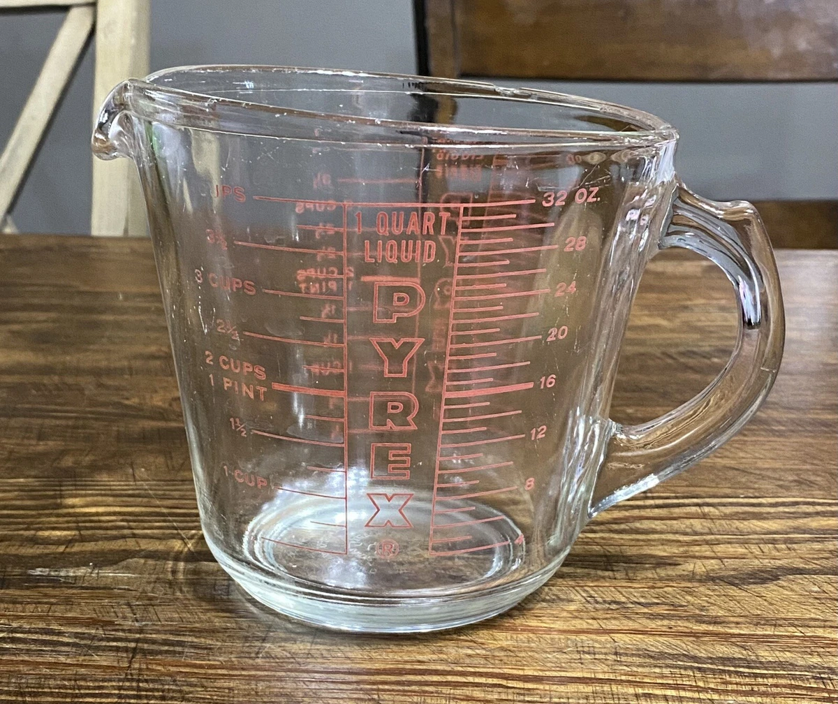 Vintage Pyrex 4-Cup Measuring Cup D Handle #532 Red Lettering Imperial &  Metric