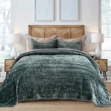 EVERGRACE Luxury Ruched Velvet Quilt King Size, Ultra Soft Bedspread Coverlet...