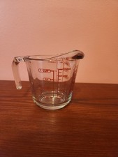 Anchor Hocking 1-Cup Glass Measuring Cup with Easy-Grip Handle and Spout