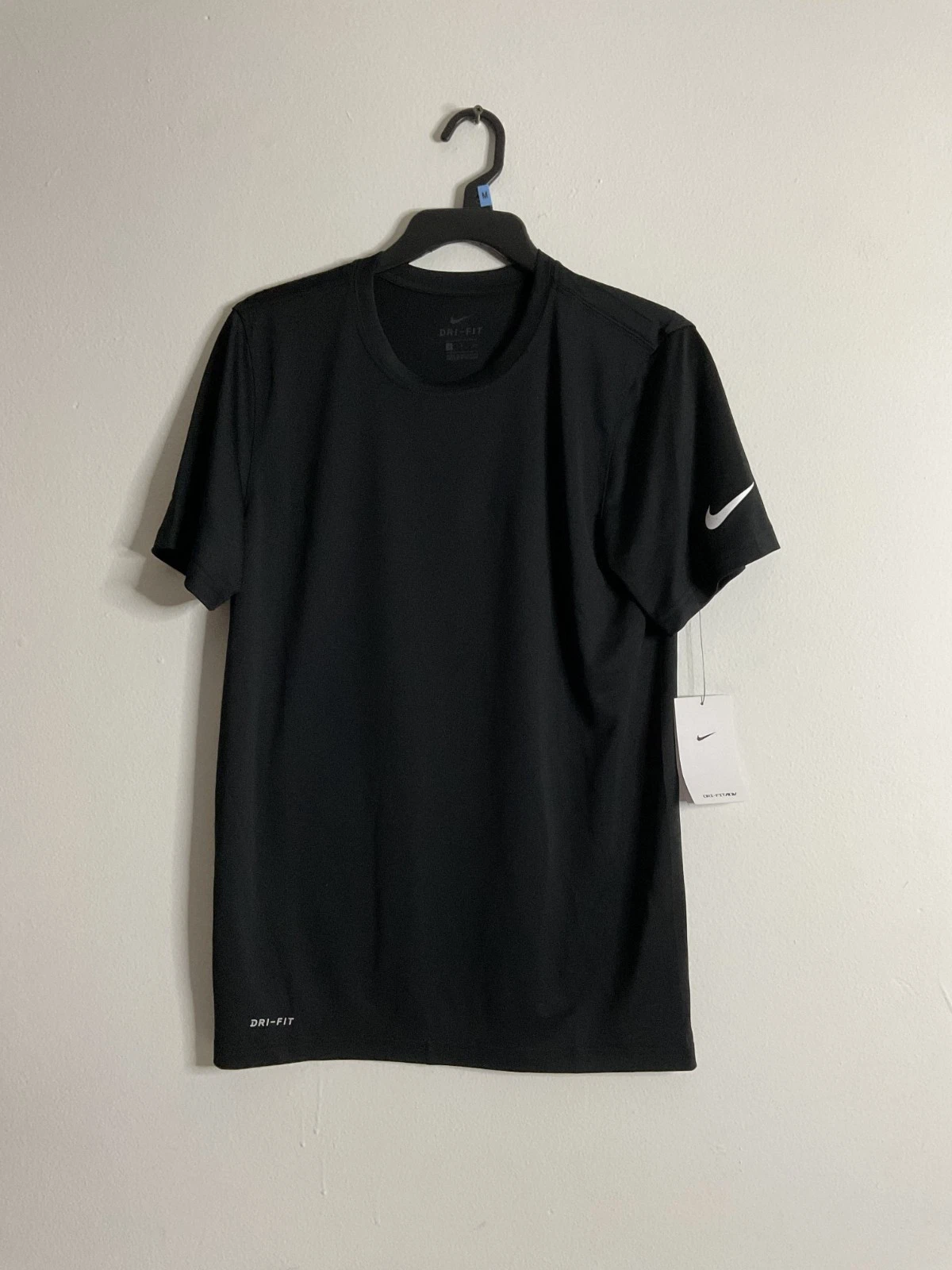 Nike Dri-Fit ADV T-Shirt Men's Lightweight Black Athletic Tee Size S
Opens in a new window or tab