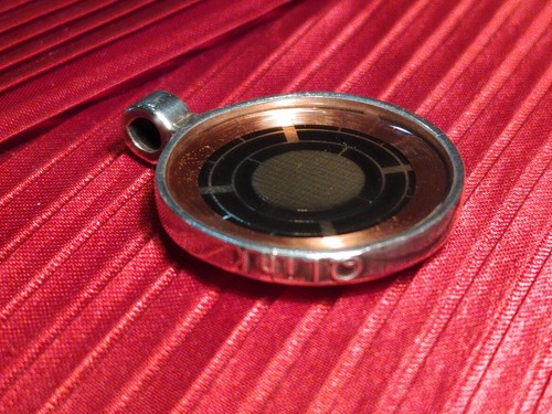 COLLAR COLGANTE Q-LINK PLATA ESTERLINA TECNOLOGÍA DE RESONANCIA SIMPÁTICA SRT-3 - Imagen 2 de 5