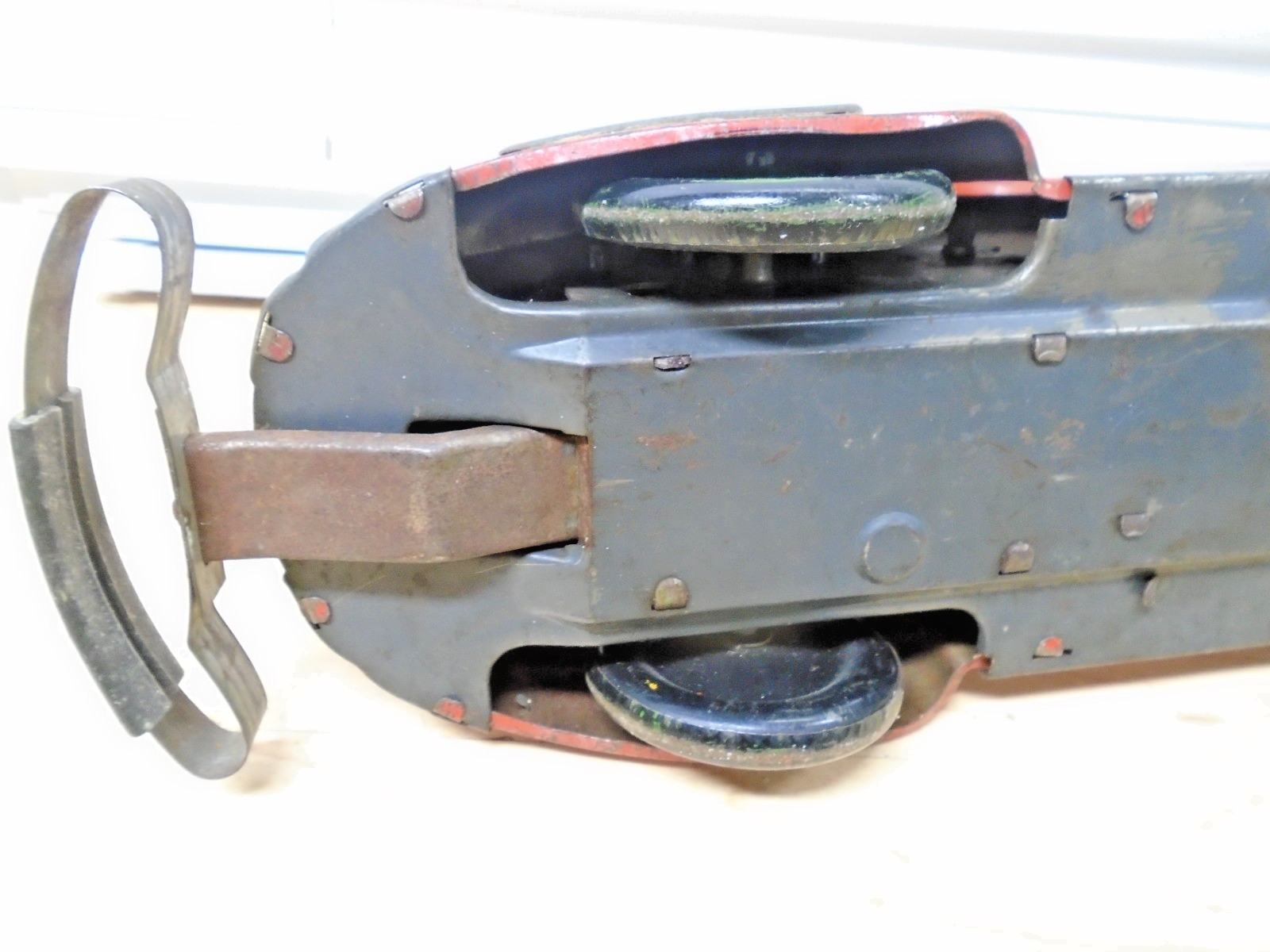 Clean 30s Marx Streamline Pressed Steel Wind-Up Sedan 13