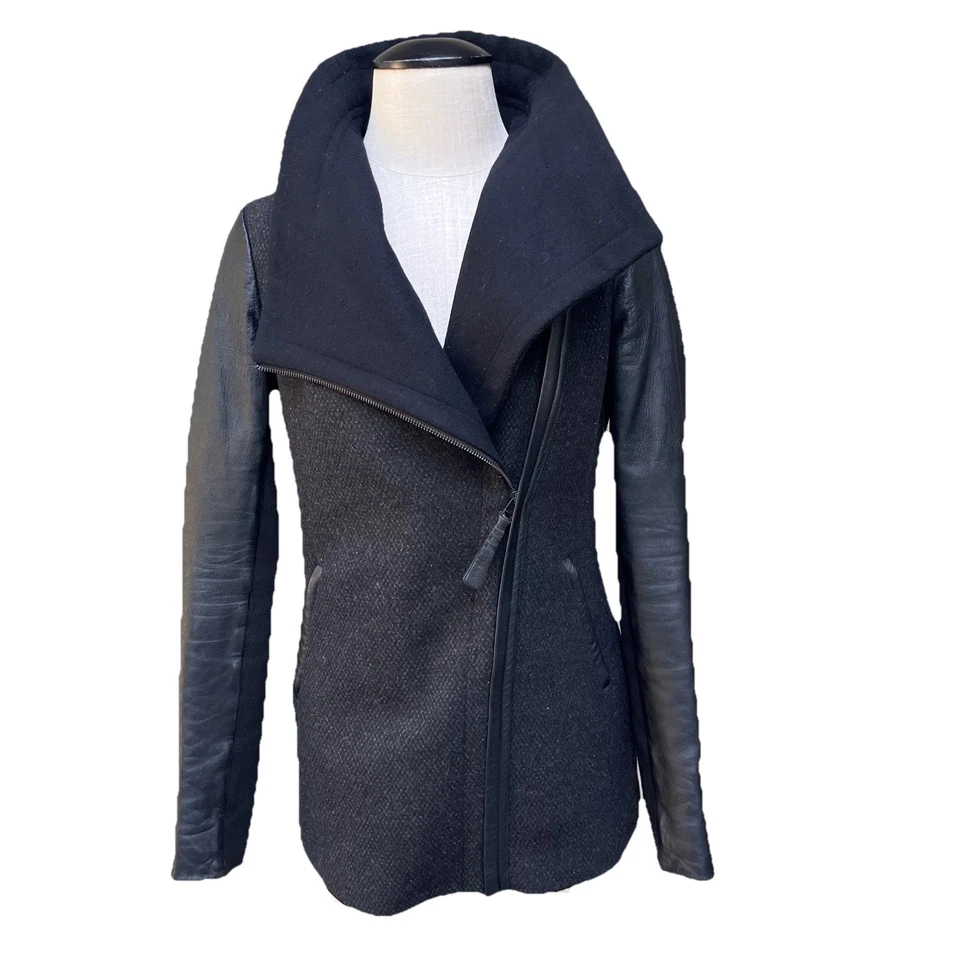 MACKAGE Hermoso Abrigo Chaqueta de Cuero de Lana con Cremallera Para Mujer Capucha Negro Talla XS Foto 4 de 4