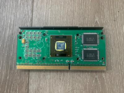 Intel SL365 Pentium III 500MHz Processor  500/512/100/2.0V Slot 1 CPU