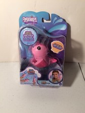 Fingerlings Baby Narwhal Rachel Light Mood Horn Flapping Tail