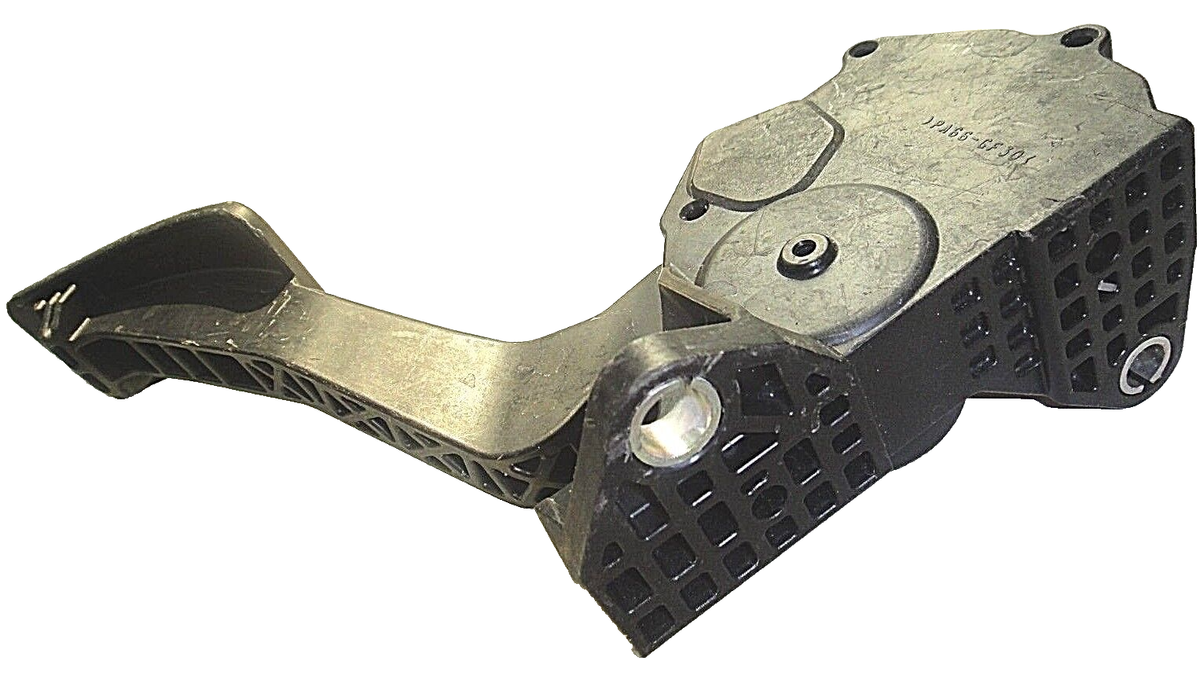 NEW GENUINE/ OEM 36010AG140 198800-7120 ACCELERATOR PEDAL ASSY for