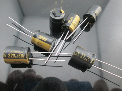 3PCS Nichicon KW 220uf 50v 220mfd audio Capacitor caps 10mm * 12.5mm