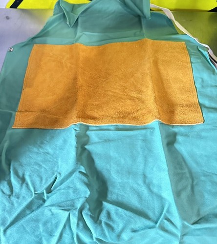 Flame-Retardant Cotton Sateen Bib Apron, 24” W x 42 in L, Green W LEATHER Patch - Picture 5 of 8