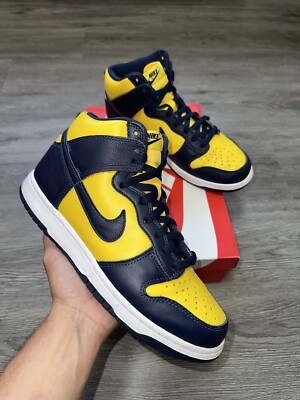 スニーカー NIKE Dunk High SP Retro Michigan (2020) AW 20 s-l400.jpg