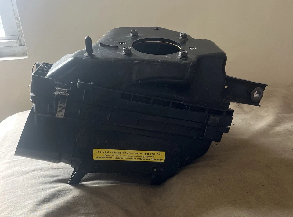 Infiniti G35X 2006 sedán OEM admisión de aire caja de filtro OEM ¡Infiniti! Foto 2 de 2