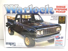 MPC - RETRO DELUXE - 1977 DODGE WARLOCK STEPSIDE PICKUP TRUCK - 1/25 MODEL KIT