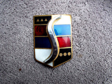 Vtg 1947 1948 1949 Studebaker Commander Hood Emblem Center Insert Oem Gold Vtg 1947 1948 1949 Studebaker Commander Hood Emblem Center Insert Oem Gold
