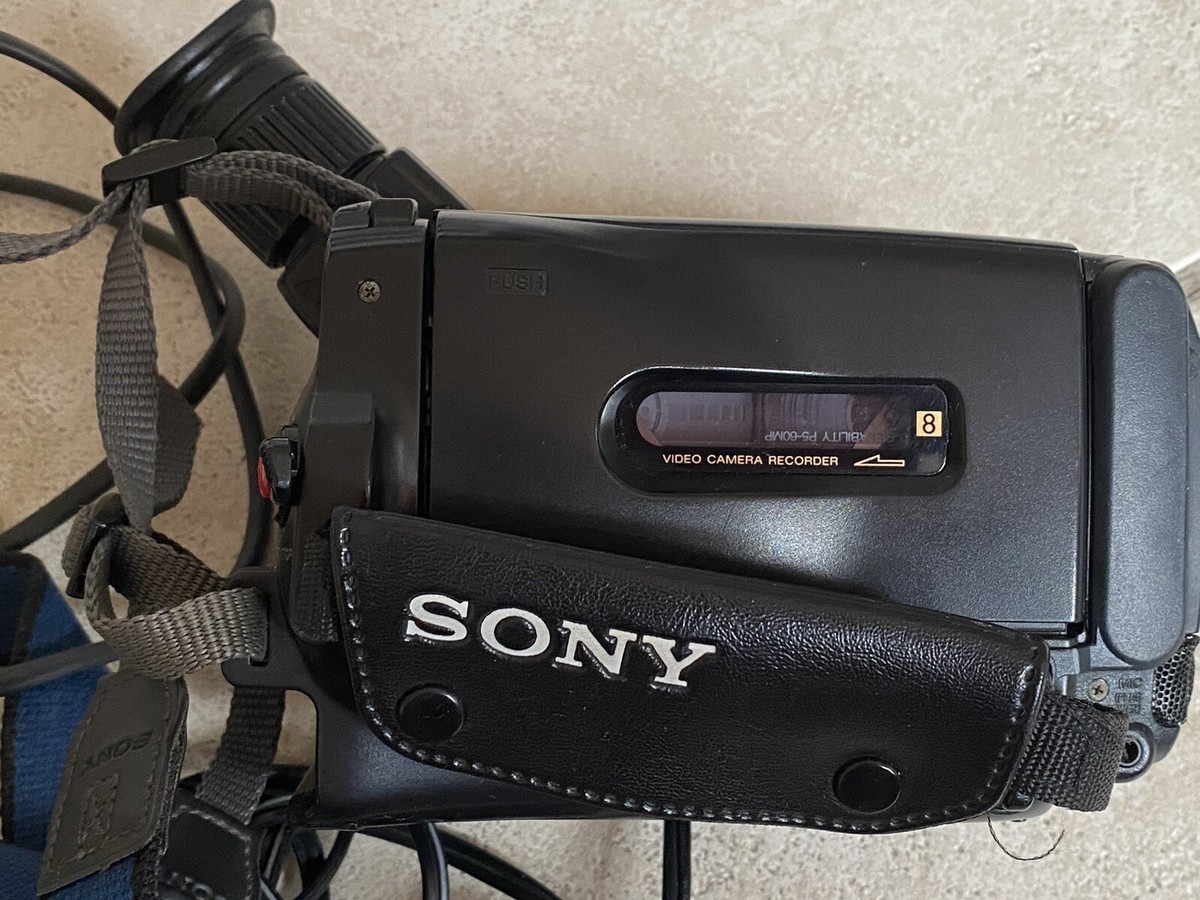 ◆録画・再生ＯＫ◆SONY ＴＲ３３００　Ｈｉ８ Amazon | SONY ソニー CCD-TR3300 ビデオカメラレコーダー(Hi8