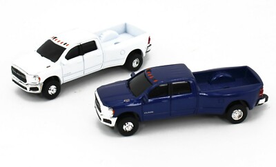 1:64 ERTL 2020 RAM 3500 HD DUALLY Pickup Truck *PAIR* Blue & White NEW