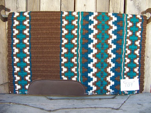 Couverture De Spectacle Kiva 40x34 – Mayatex, Base Marron Châtaignier, Neuve