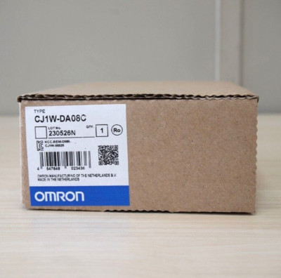 OMRON CJ1W-DA08C PLC I/O Module CJ1WDA08C NEW