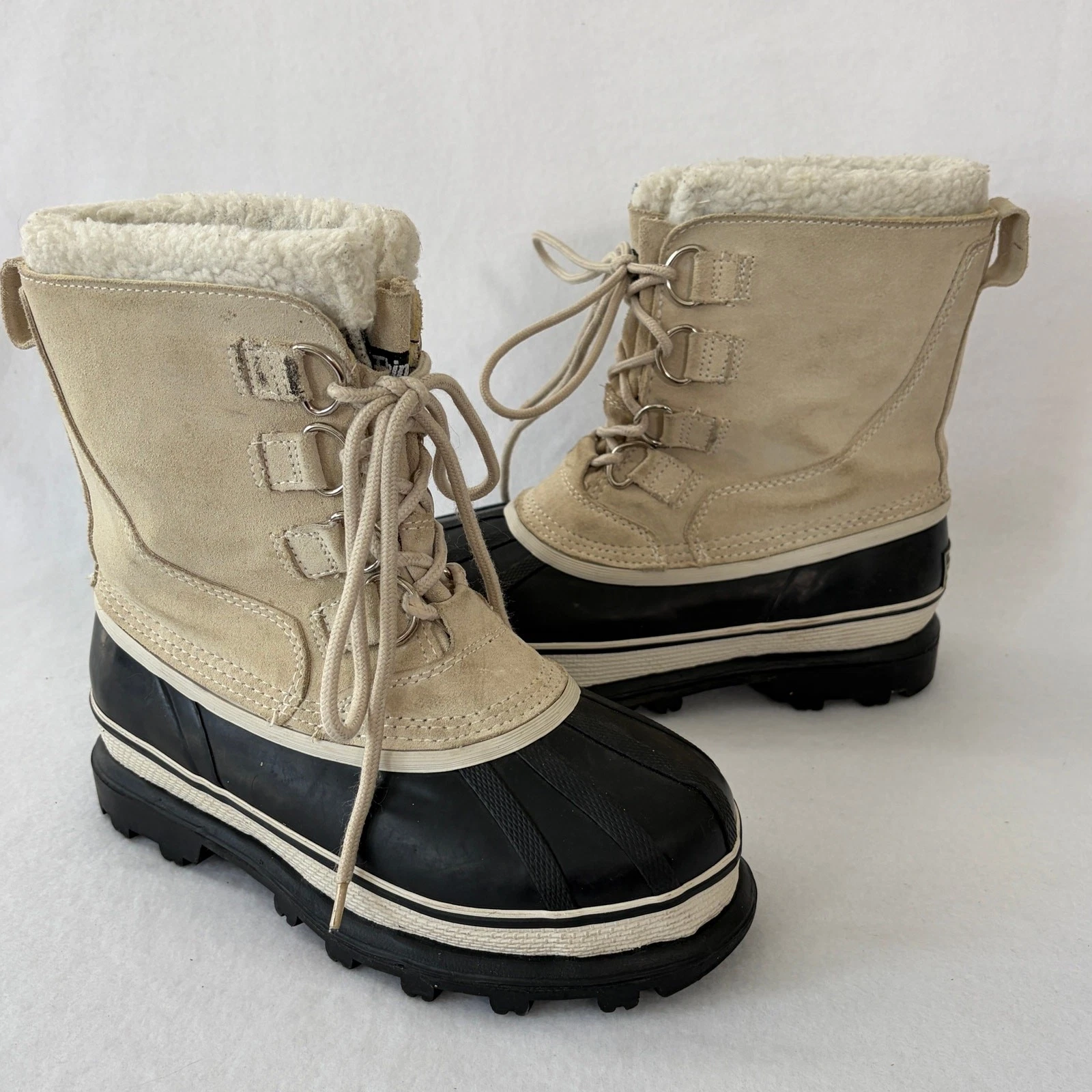 Ozark Trail Womens Size 7 Winter Duck Snow Boots Cream Suede Lace Up Waterproof